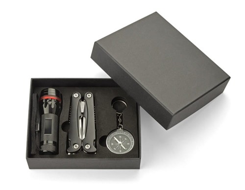 Niezbędny zestaw dla podróżnika z kompasem, latarką i wielofunkcyjnym narzędziem 4.jpg